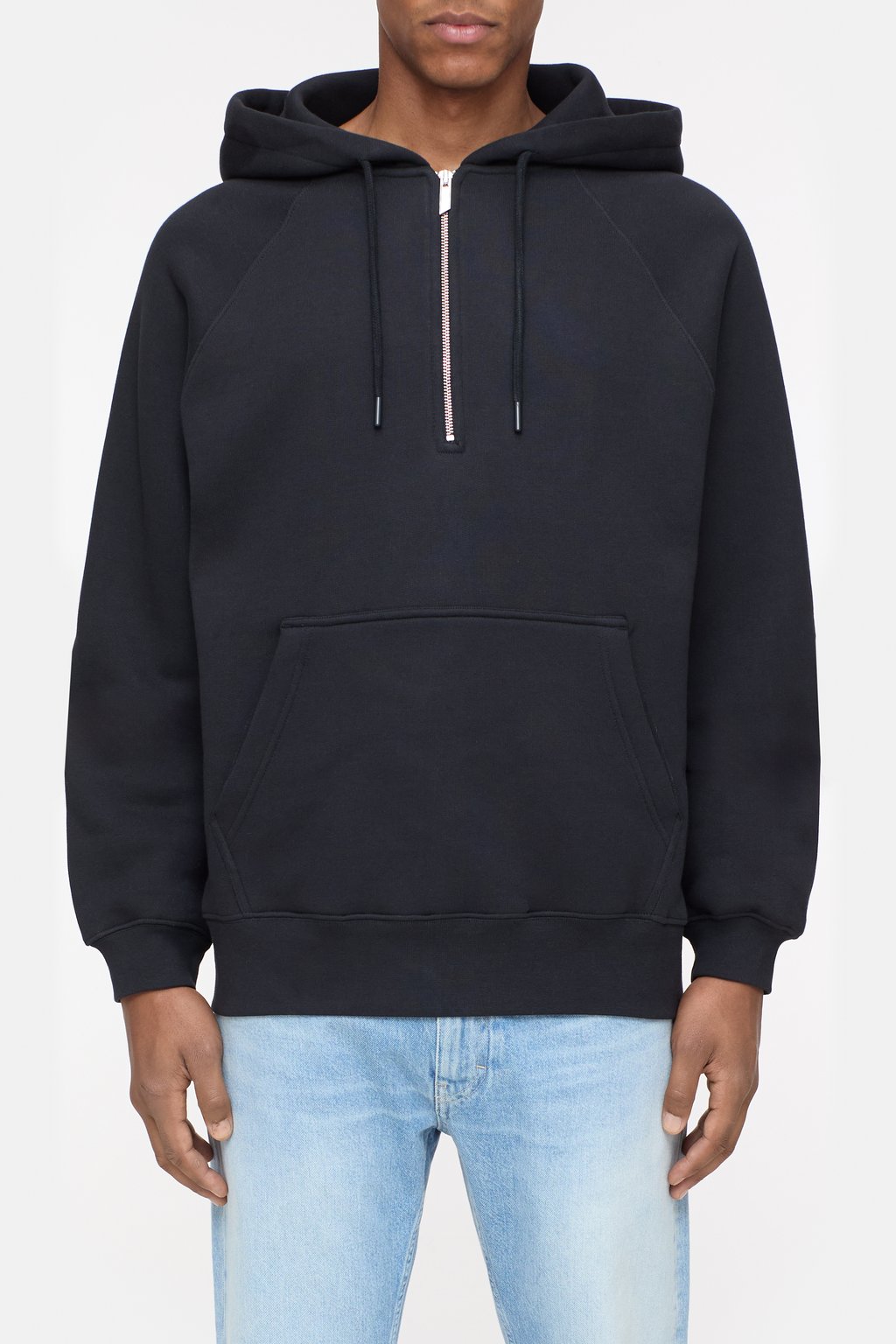 HALF ZIP HOODIE CLOSED