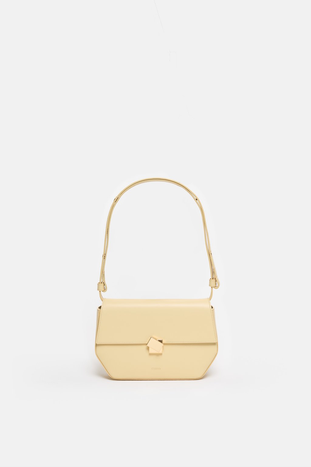 Closed bag one medium | Closed