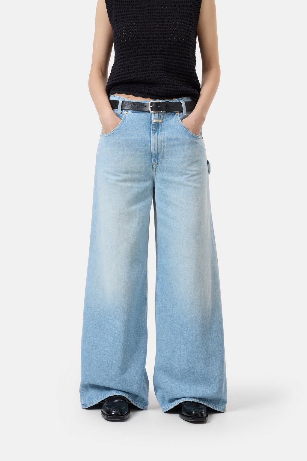 Sale women | Closed