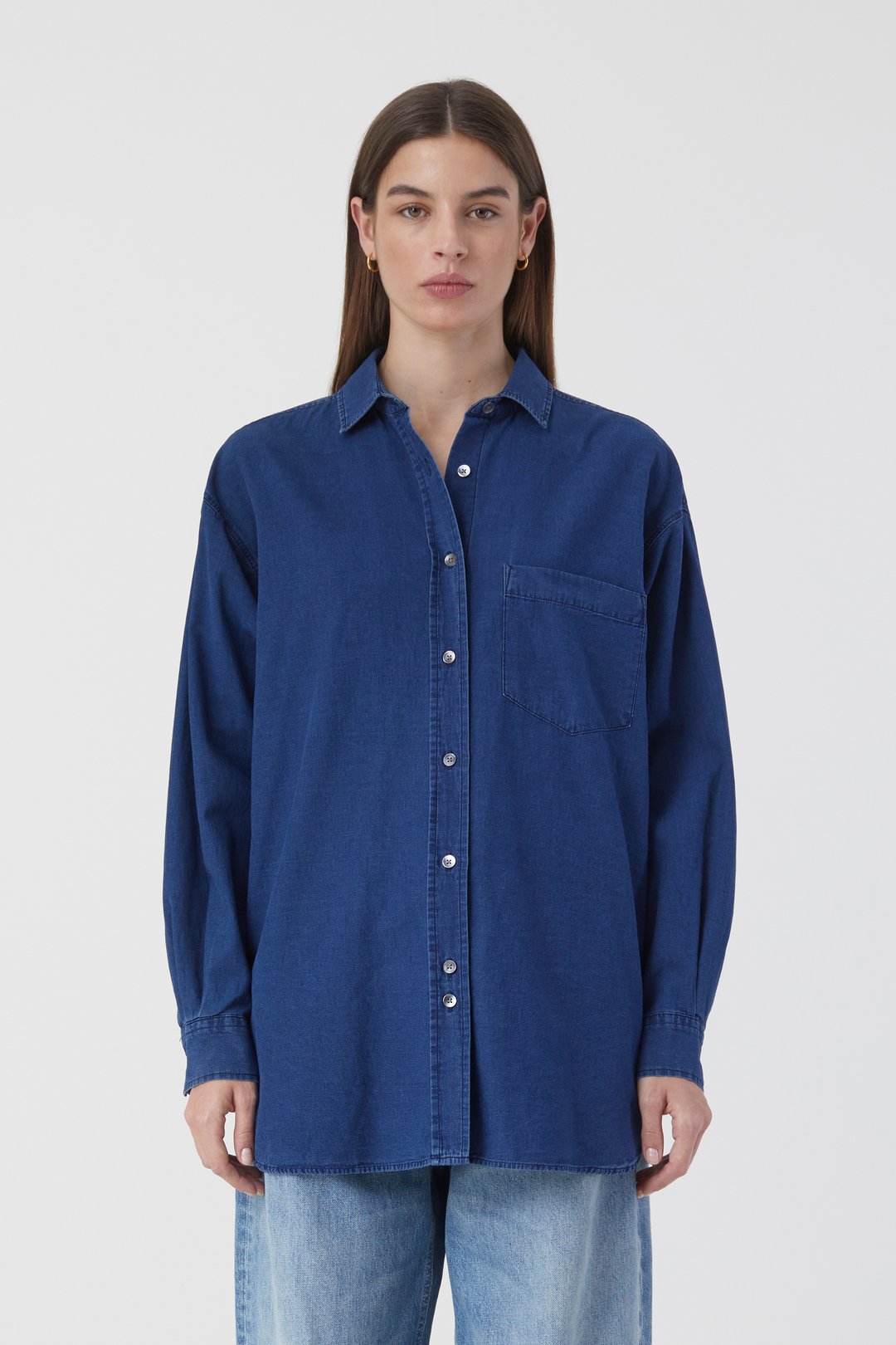 SkylineWears Womens Slim Fit Double Pocket Long Sleeve Button Down Blouse  Denim Jean Shirt
