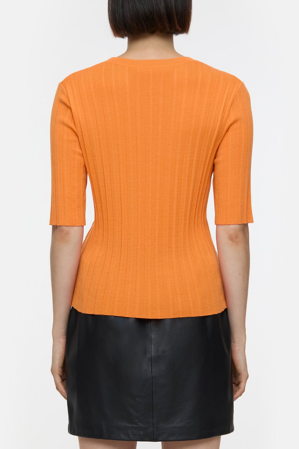 Short-sleeved shirt in a wool-silk blend | Closed