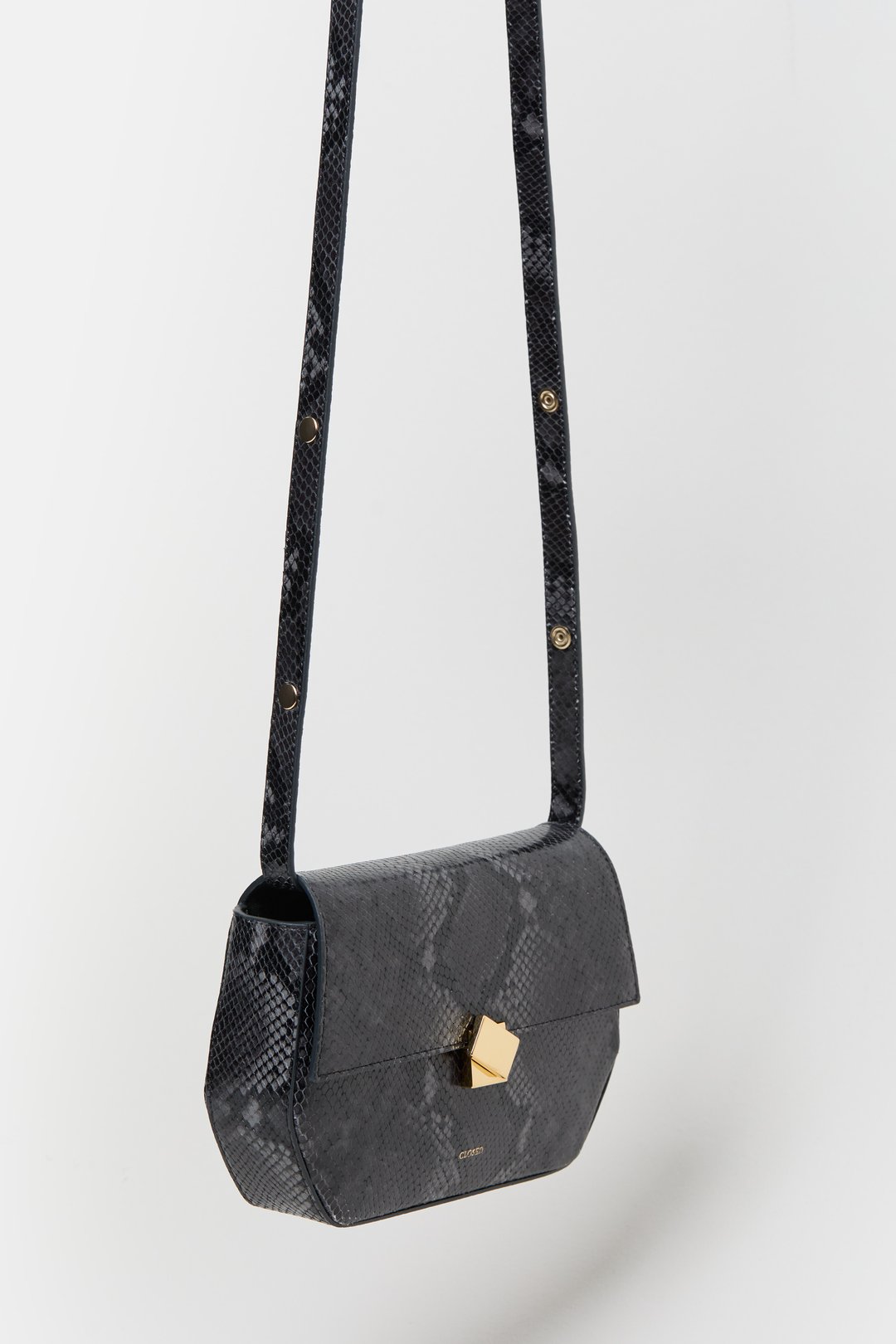 Amazon.com: Lo Homme Presse 71860 Shoulder Bag, Made in