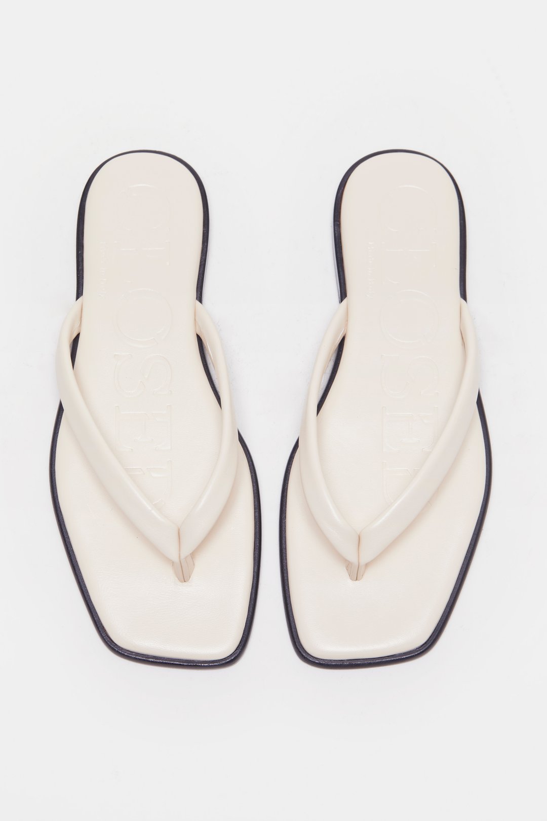 LEATHER SANDALS | CLOSED