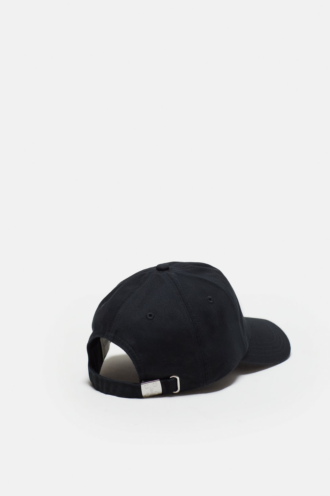 LOGO CAP | CLOSED