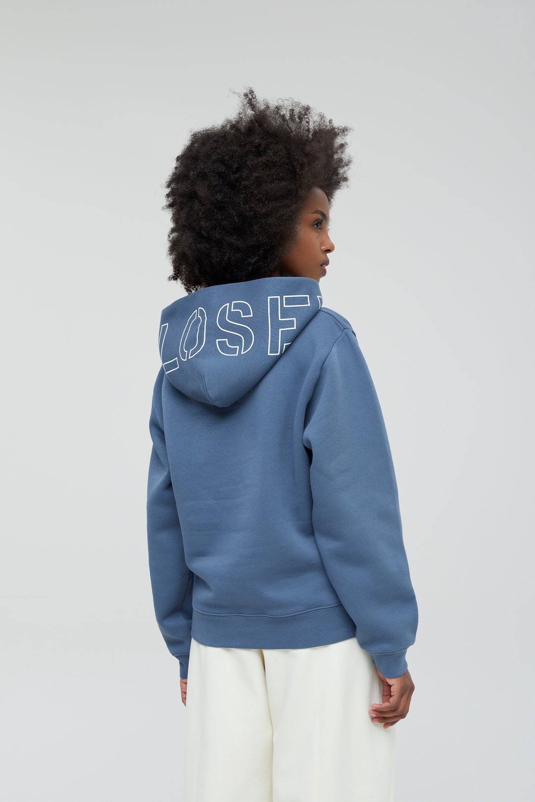 HOODIE MIT LOGO PRINT | CLOSED