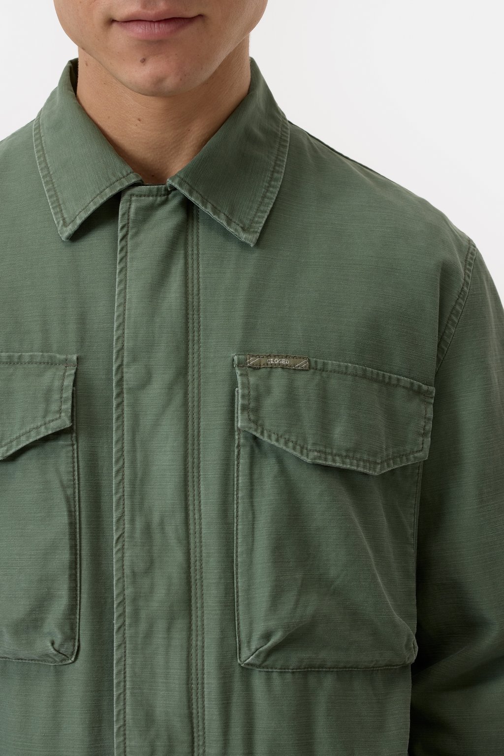 Utility jacket with embroidery | Closed