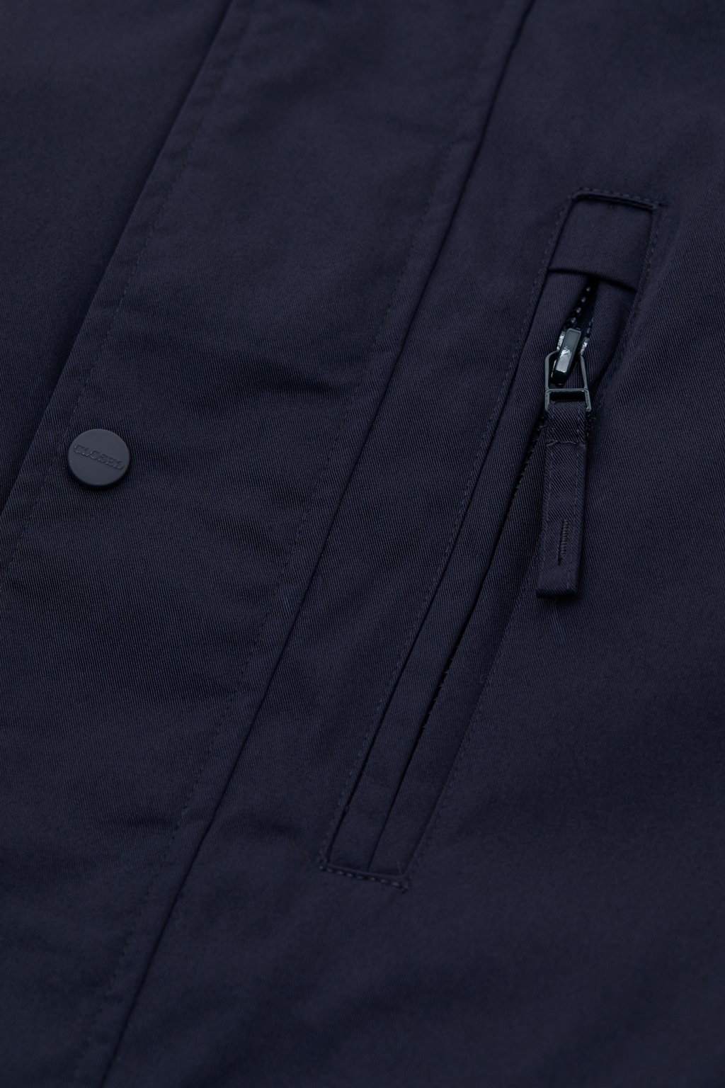 Padded nylon vest | Closed Padded nylon vest | Closed
